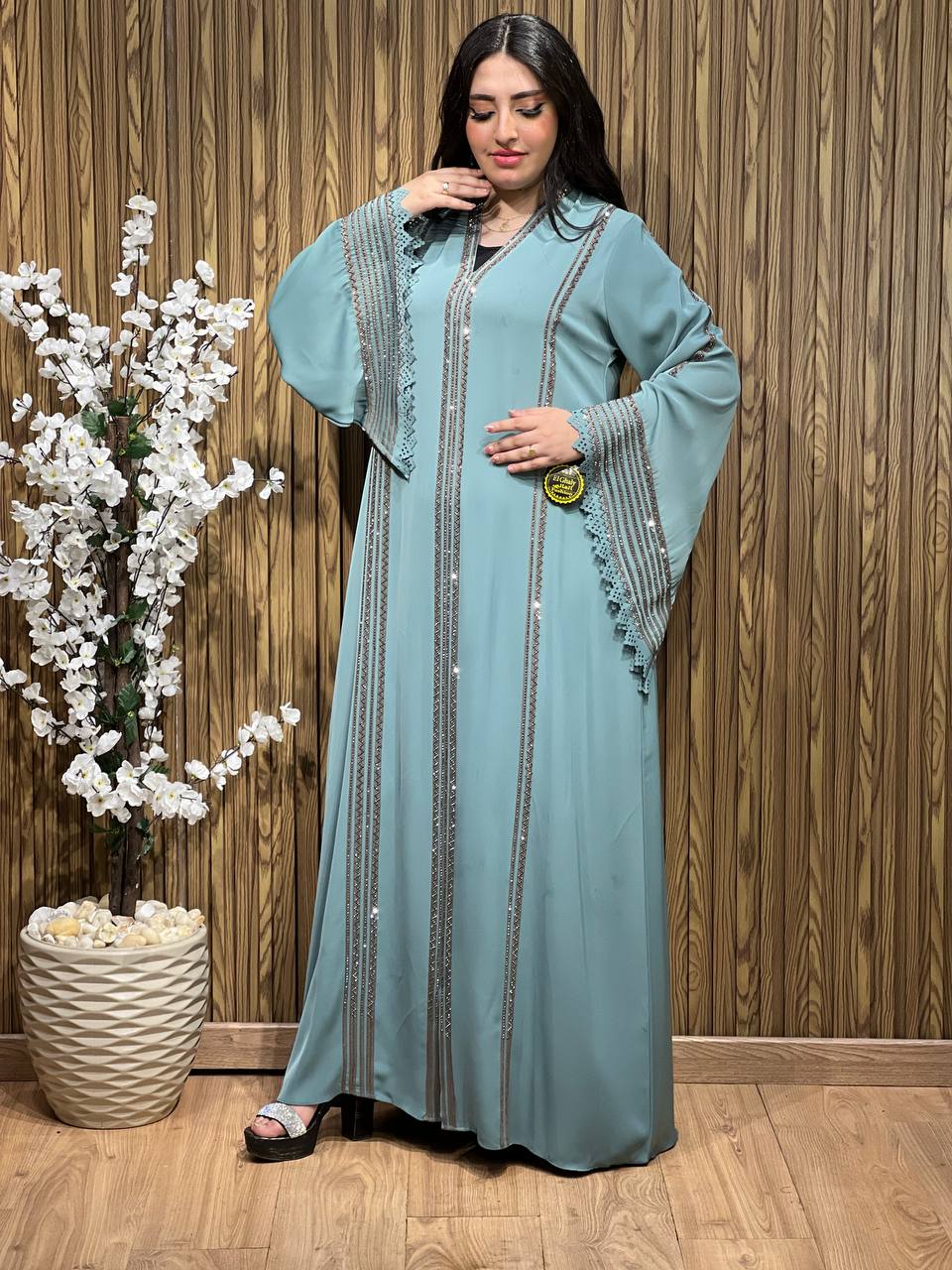 Abaya Élégance Classique ✨